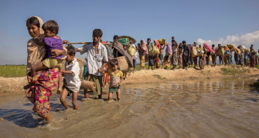 Rohingya Refugees arriving over the border in Bangladesh